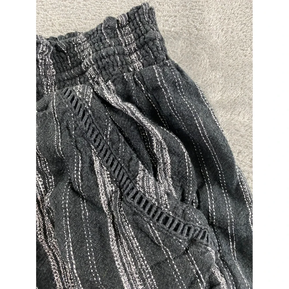 Briggs Womens Striped Pull On Shorts Black White Smocked Tassel Pockets Small